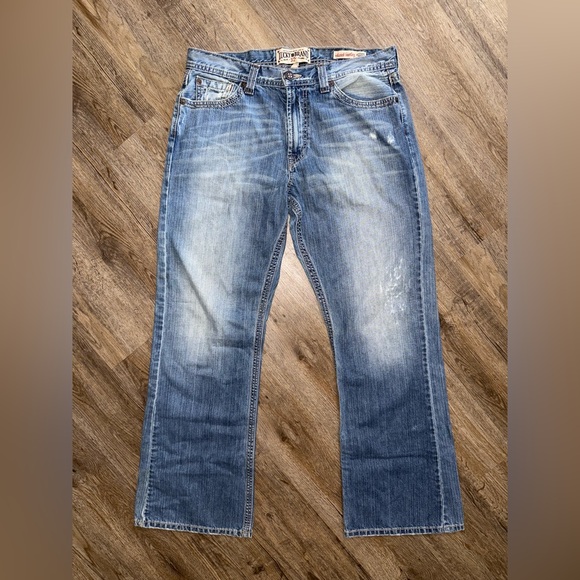 Y2K Lucky Brand • Relaxed Low Rise Bootcut Jeans - Picture 1 of 11